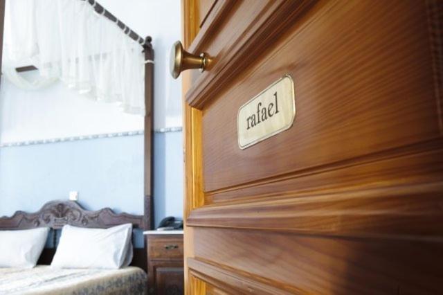 Hotel Monte Kristo Ermoupoli Habitación foto